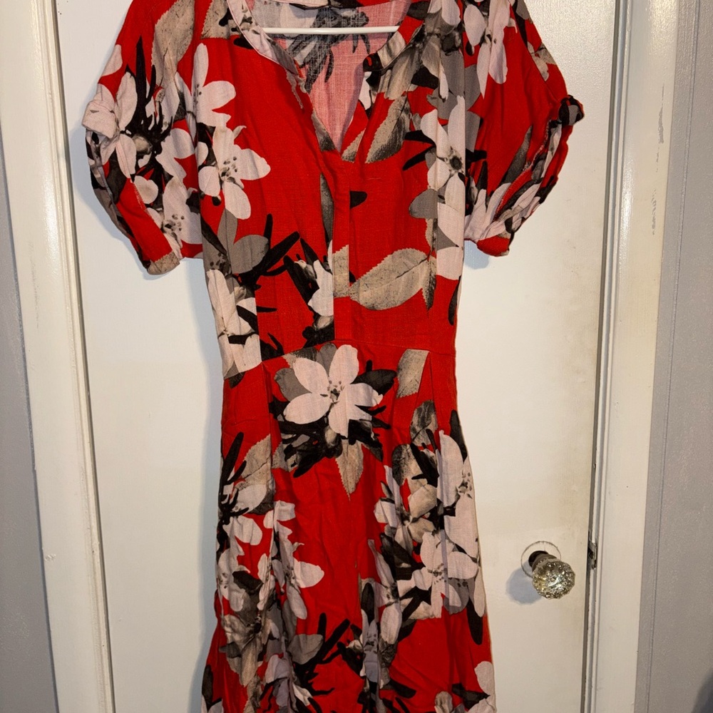 Simply Vera Vera Wang Red and Black Floral Dress